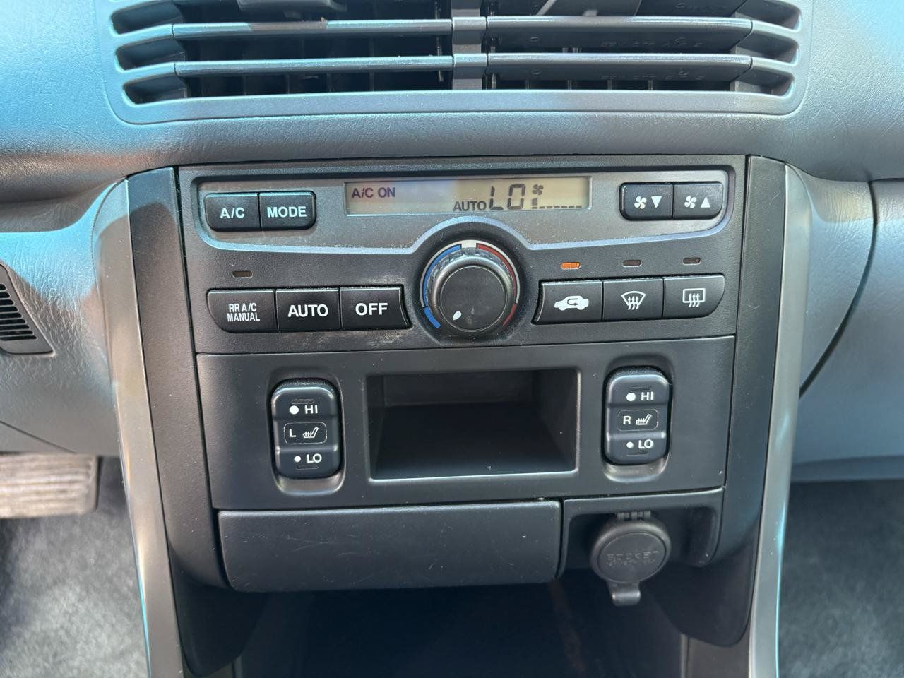 Used 2004 Honda Pilot EX image 43