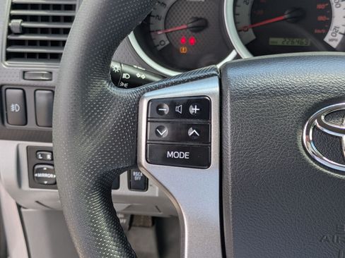 Used 2012 Toyota Tacoma 4x4 Double Cab w/ TRD Sport Pkg image 19