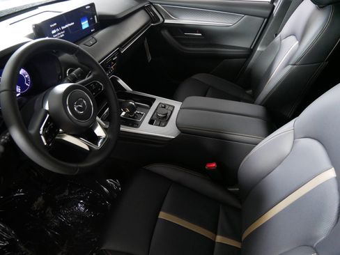 New 2026 MAZDA CX-90 Plug-In Hybrid w/ Premium Plus image 4