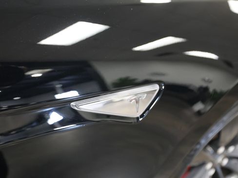 Used 2014 Tesla Model S P85 image 16