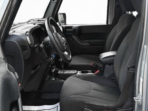 Used 2016 Jeep Wrangler Unlimited Sport w/ Quick Order Package 24S AWD/4WD image 12