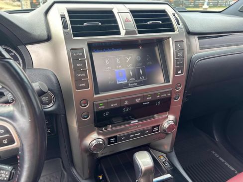 Used 2021 Lexus GX 460 Premium w/ Premium Package AWD/4WD image 15