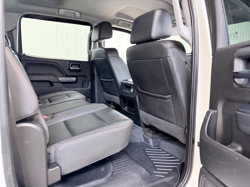 Used 2018 GMC Sierra 2500 SLT w/ Duramax Plus Package AWD/4WD image 31