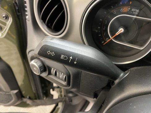 Used 2021 Jeep Wrangler Willys image 29