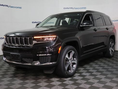 Used 2023 Jeep Grand Cherokee L Limited image 9