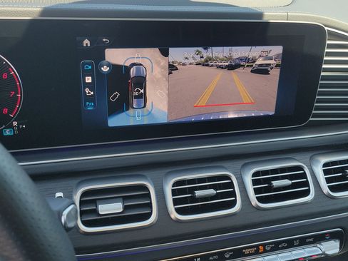 Used 2026 Mercedes-Benz GLS 450 GLS 450 image 30