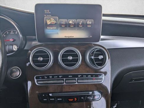 Used 2018 Mercedes-Benz GLC 300 image 15