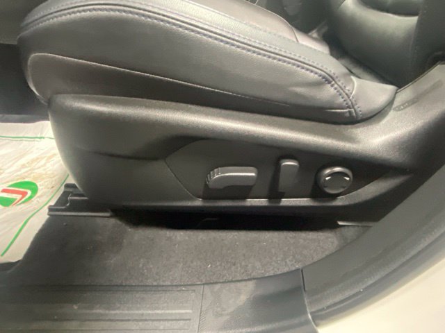Used 2025 Subaru Forester Limited w/ Popular Package AWD/4WD image 12