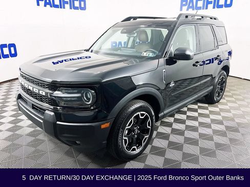 Used 2025 Ford Bronco Sport Outer Banks AWD/4WD image 4