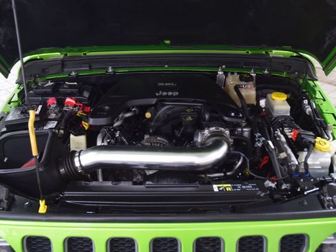Used 2019 Jeep Wrangler Unlimited Rubicon AWD/4WD image 35