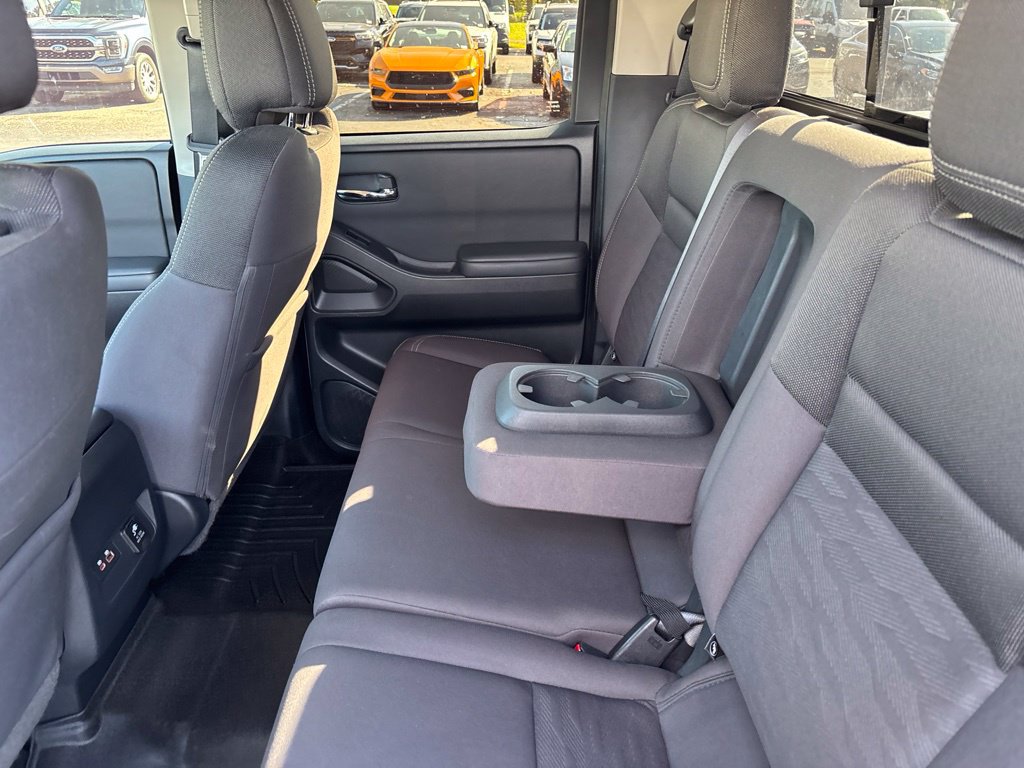 Used 2022 Nissan Frontier SV AWD/4WD image 27