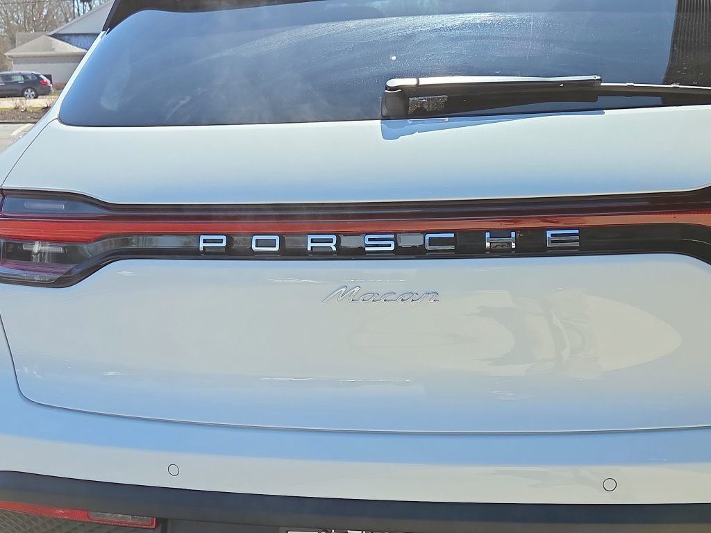Certified 2026 Porsche Macan AWD/4WD image 29
