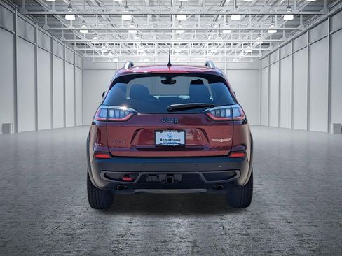 Used 2020 Jeep Cherokee Trailhawk AWD/4WD image 4