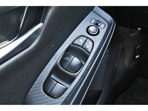 Used 2025 Nissan Sentra SV image 20