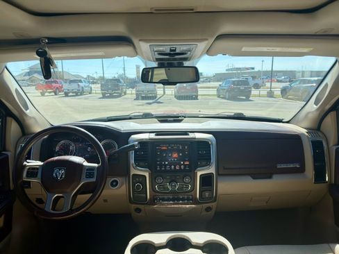 Used 2017 RAM 3500 Laramie image 15