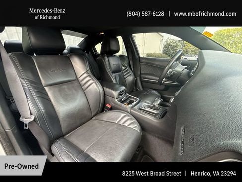 Used 2016 Dodge Charger SRT w/ Harman/Kardon Audio Group RWD image 15