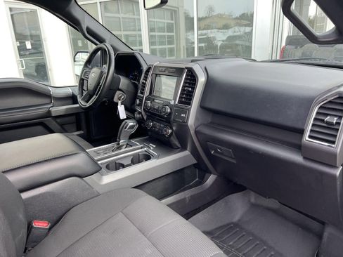 Used 2017 Ford F150 XLT w/ Equipment Group 302A Luxury image 26