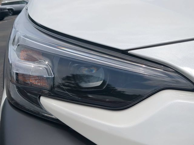 Used 2025 Subaru Outback Touring AWD/4WD image 9