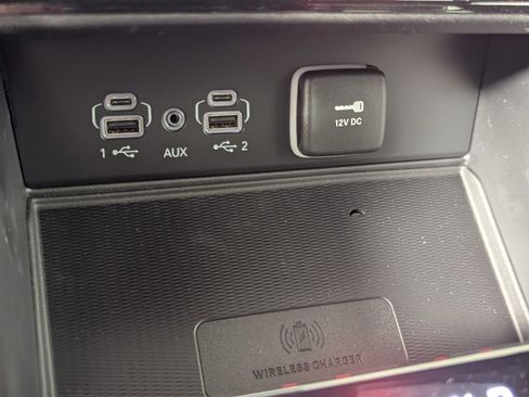 New 2025 Jeep Grand Cherokee Limited w/ Luxury Tech Group II image 25