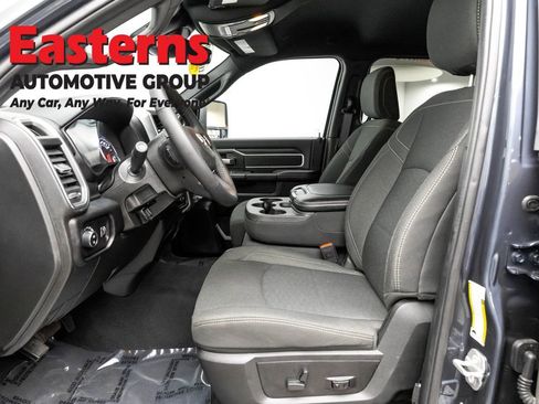 Used 2026 RAM 2500 Big Horn AWD/4WD image 13