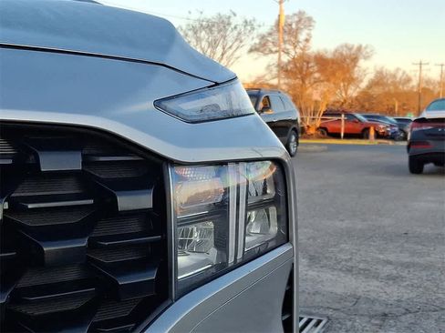 Used 2023 Hyundai Santa Fe SE w/ Cargo Package image 9