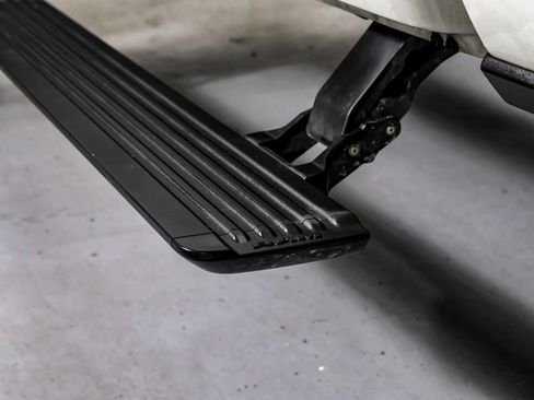 Used 2021 RAM 2500 Laramie AWD/4WD image 47