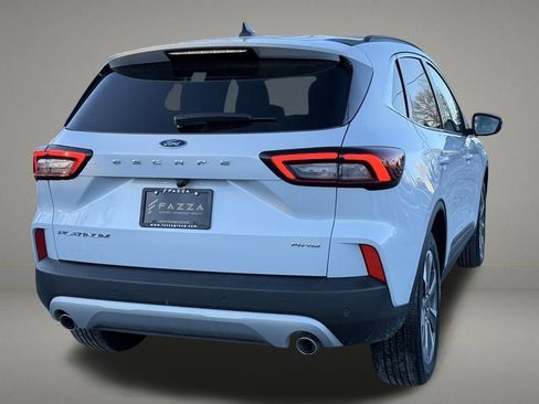 Used 2025 Ford Escape Platinum AWD/4WD image 5
