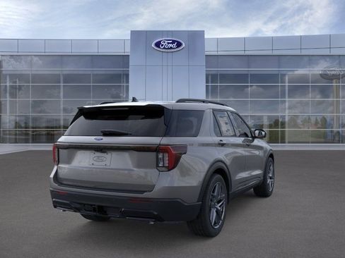 Used 2026 Ford Explorer ST-Line w/ ST-Line Street Pack RWD image 8