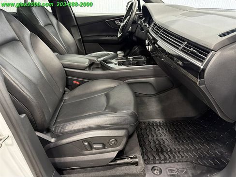 Used 2019 Audi Q7 3.0T Prestige w/ Prestige Package AWD/4WD image 25