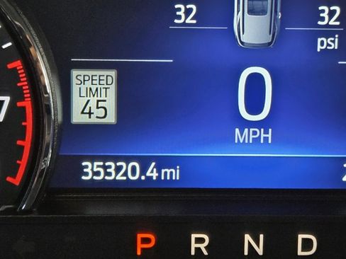 Used 2023 Ford Explorer XLT w/ Equipment Group 202A image 36