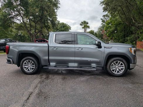 Used 2021 GMC Sierra 1500 SLT w/ SLT Premium Package AWD/4WD image 3