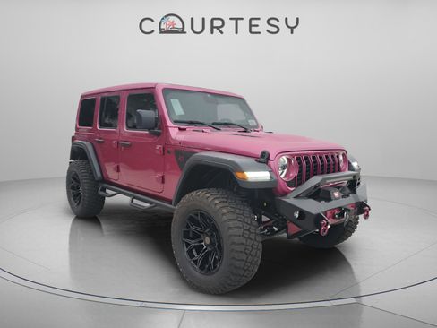 New 2025 Jeep Wrangler Willys AWD/4WD image 5