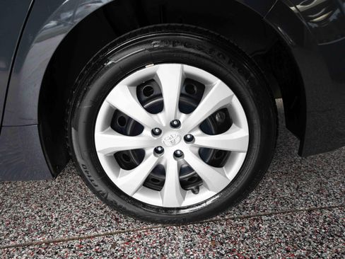Used 2025 Toyota Corolla LE FWD image 28