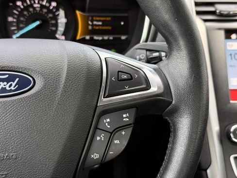 Used 2018 Ford Fusion SE w/ Equipment Group 602A FWD image 28