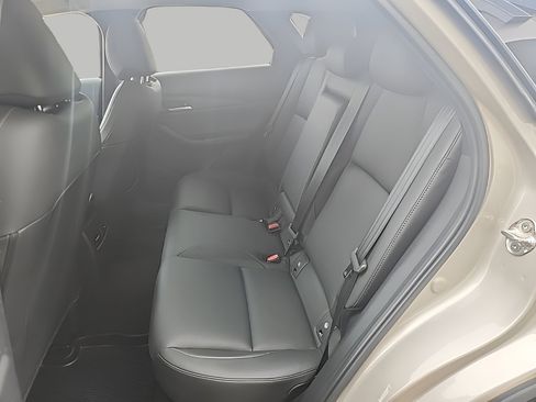 Used 2022 MAZDA CX-30 AWD 2.5 S w/ Select Package image 11