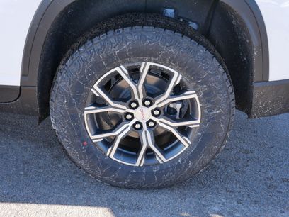 New 2026 GMC Acadia AT4 w/ Luxury Package