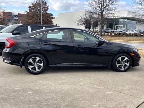 Used 2019 Honda Civic LX image 2