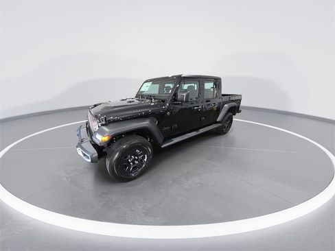 New 2026 Jeep Gladiator Sport image 4