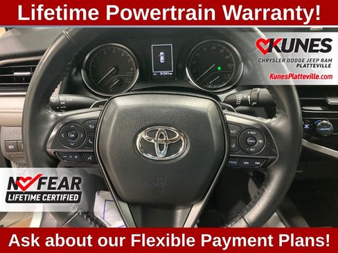 Used 2024 Toyota Camry SE image 15