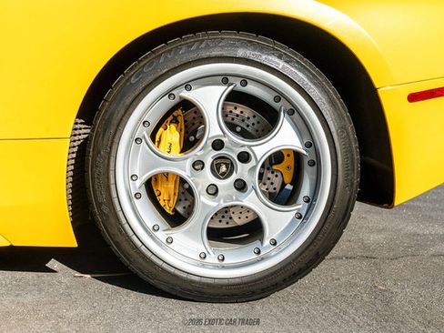 Used 2004 Lamborghini Murcielago Coupe image 67