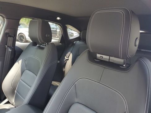 Certified 2024 Jaguar E-PACE R-Dynamic SE AWD/4WD image 22