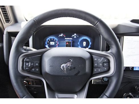 Used 2026 Ford Bronco Badlands AWD/4WD image 15