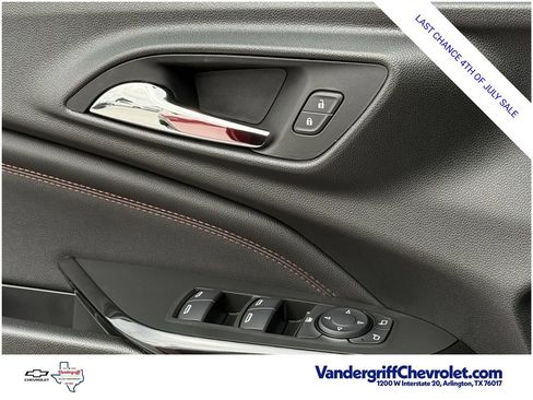 New 2026 Chevrolet Trax RS w/ Sunroof Package FWD image 17