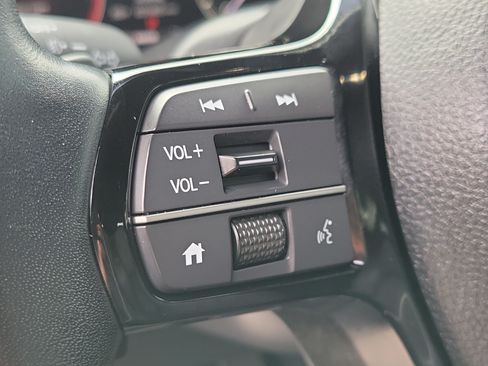 Used 2024 Honda Pilot TrailSport image 28