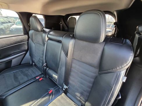 Used 2022 Mitsubishi Outlander SE image 17