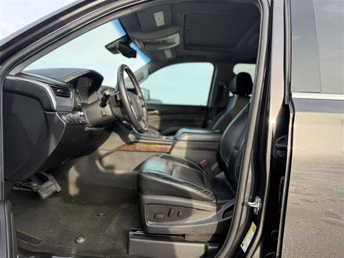 Used 2015 Chevrolet Tahoe LT image 7