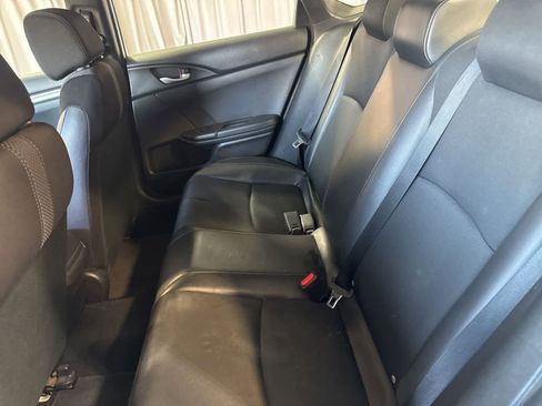 Used 2021 Honda Civic Sport image 17