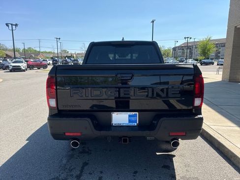 New 2026 Honda Ridgeline Black Edition image 3
