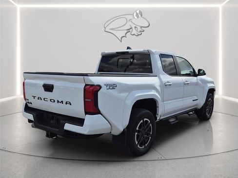 Used 2024 Toyota Tacoma TRD Sport w/ TRD Sport Upgrade Package AWD/4WD image 6