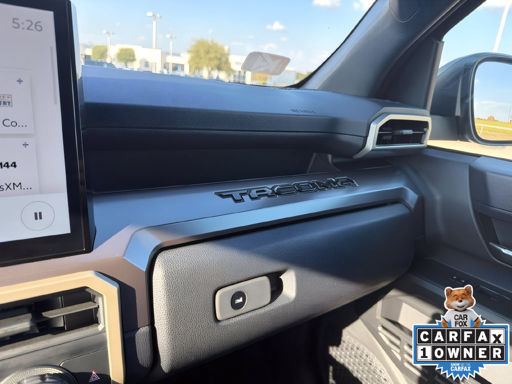Used 2024 Toyota Tacoma TRD Sport AWD/4WD image 10